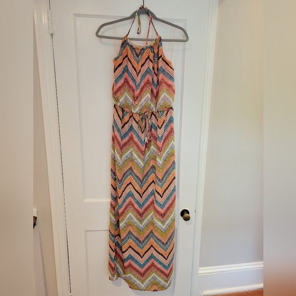 halter maxi dress - Picture 1 of 5